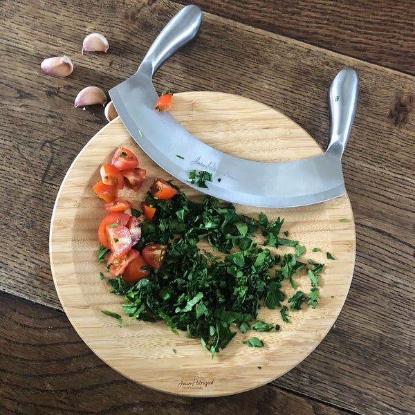 Large double-Handled Stainless Steel Mezzaluna & 26cm Board